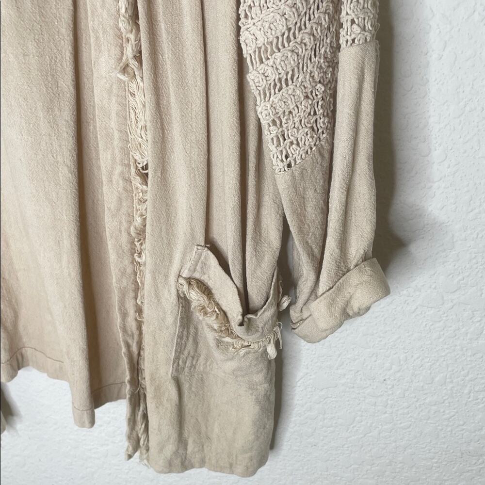 Doe & Rae Women's Beige Cardigan size small boho fringe cardigan - Picture 4 of 6